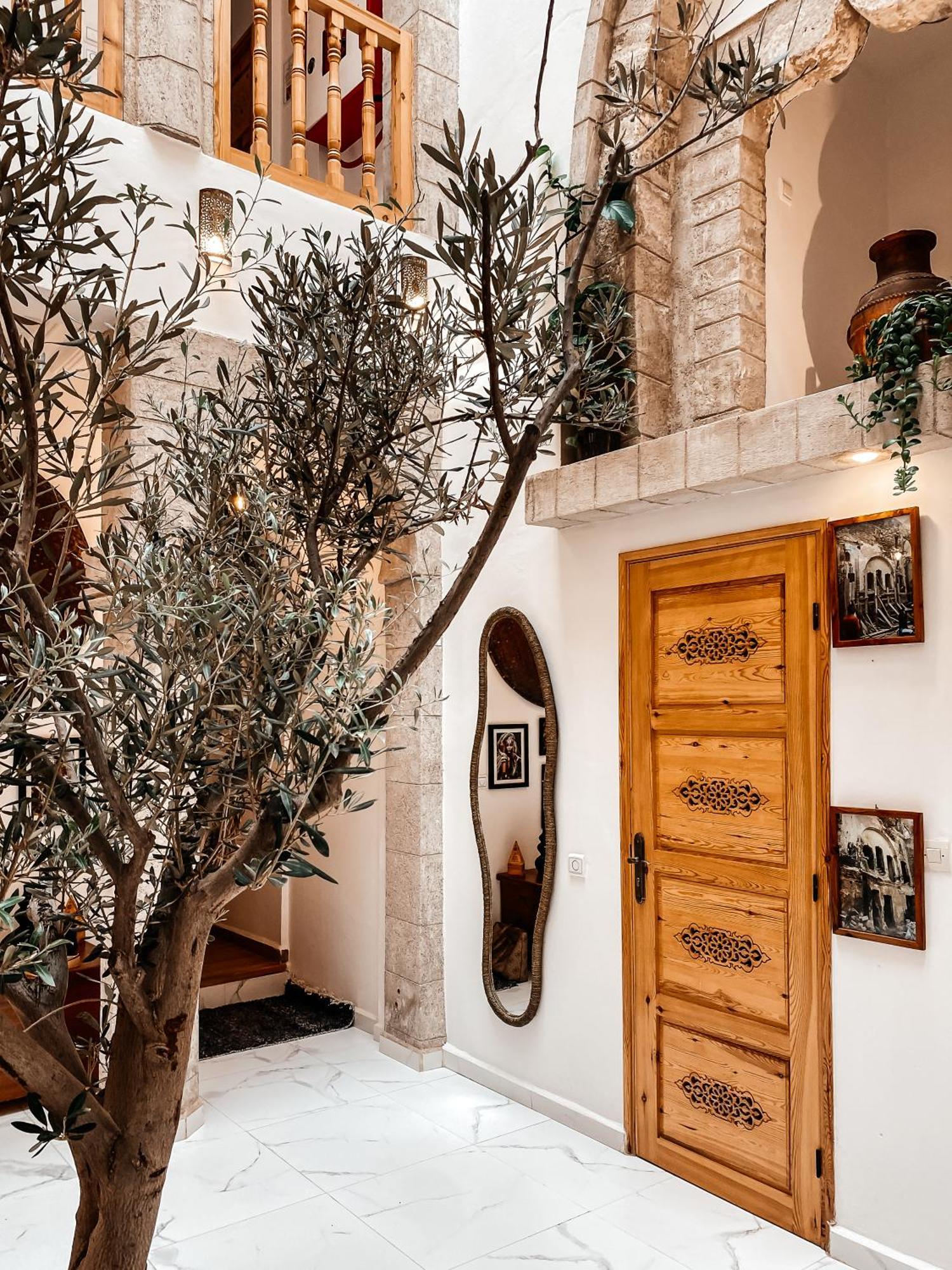 Riad Al Manara As-Sawíra Exteriér fotografie